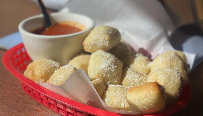 Vincent's of Southpointe Canonsburg restaurant best garlic buns appetizers